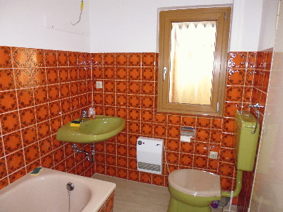 Badezimmer OG mit Wanne -M