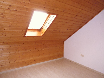 Kleines Zimmer im DG -M