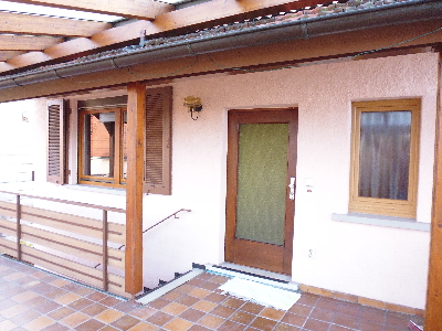 Wohnungseingang im OG -M